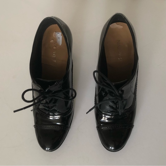 Nine West Faux Patent Leather Oxford Heels Black Size 9 Dark Academia Goth - Picture 4 of 11